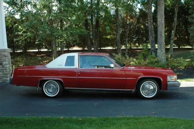 Cadillac DeVille 1977 image number 25