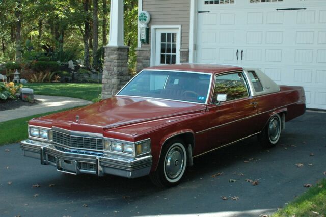 Cadillac DeVille 1977 image number 3