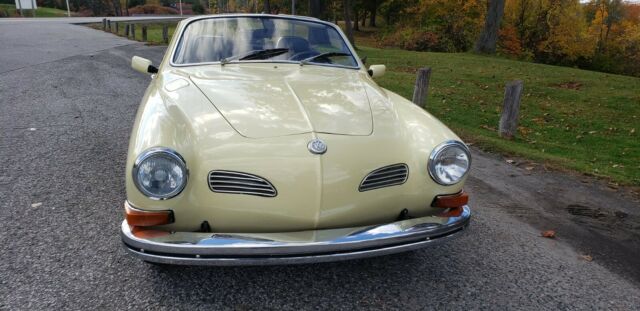 Volkswagen Karmann Ghia 1973 image number 1