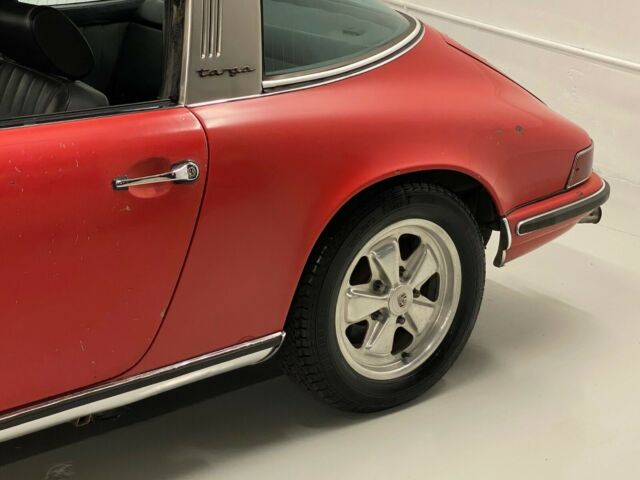 Porsche 911 1972 image number 21