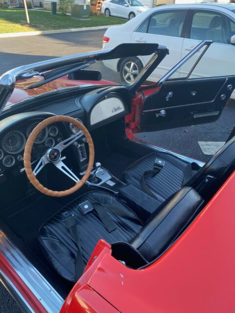 Chevrolet Corvette 1964 image number 22