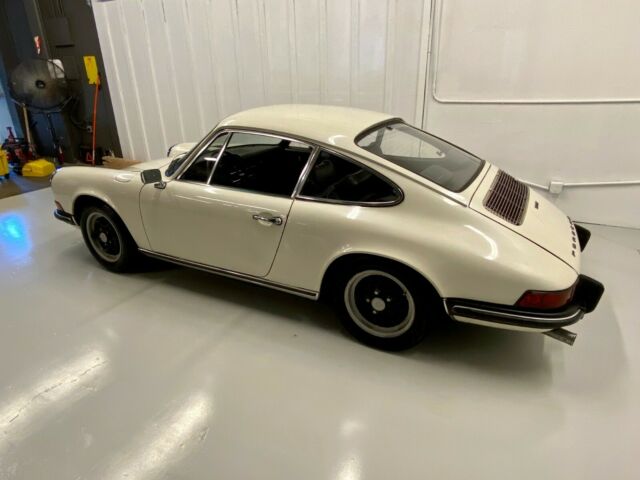 Porsche 911 1973 image number 32