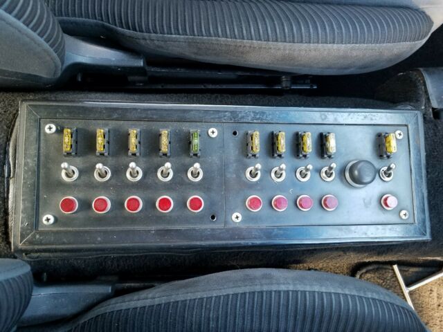 Chevrolet Biscayne 1961 image number 22