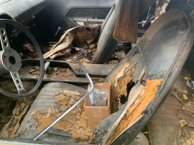 Plymouth Barracuda 1972 image number 11