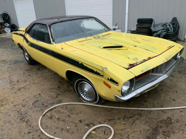 Plymouth Barracuda 1972 image number 30