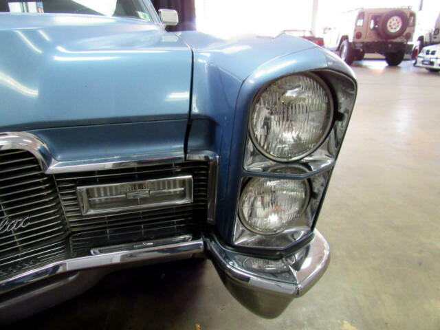 Cadillac Sedan 1968 image number 20