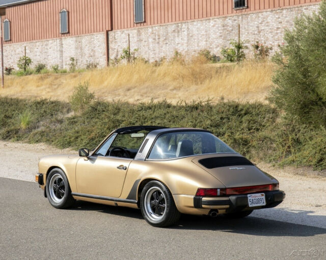 Porsche 911 1979 image number 26