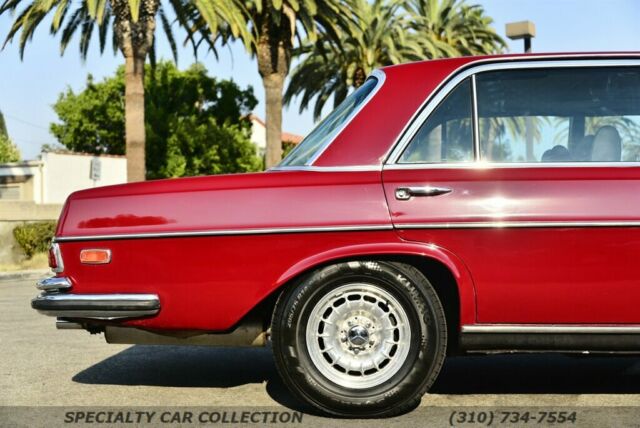 Mercedes-Benz 300-Series 1969 image number 6