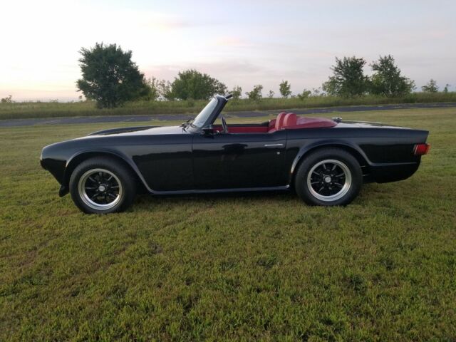 Triumph TR-6 1974 image number 4