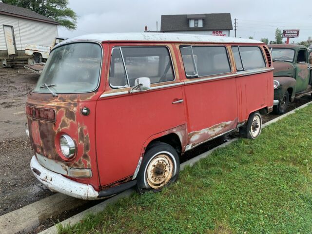 Volkswagen Bus/Vanagon 1969 image number 1