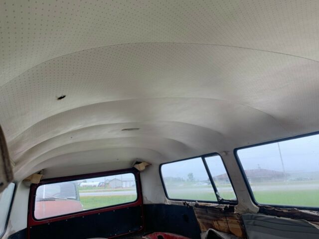 Volkswagen Bus/Vanagon 1969 image number 10
