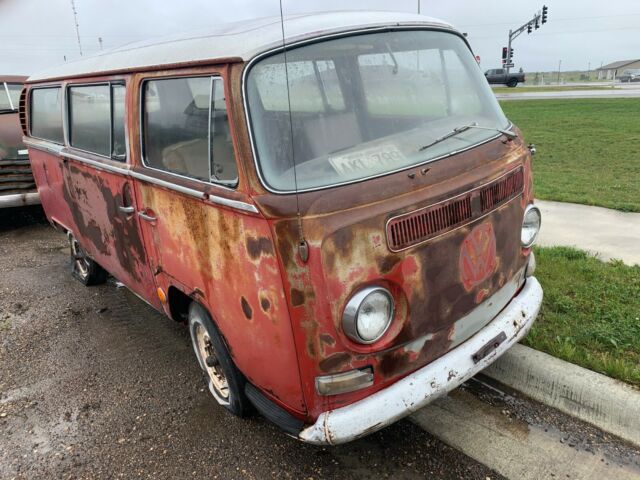 Volkswagen Bus/Vanagon 1969 image number 14