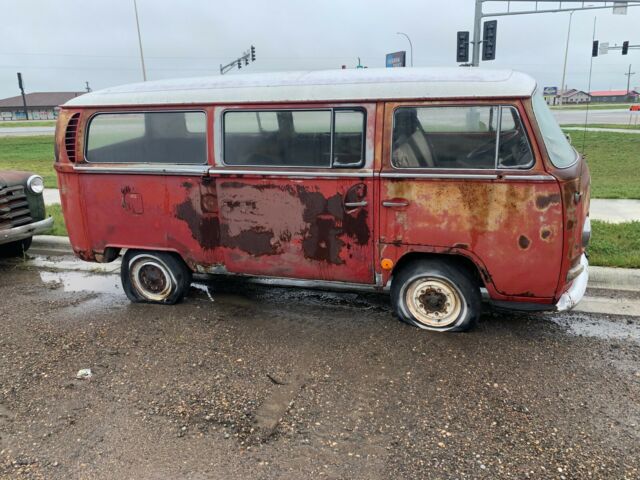 Volkswagen Bus/Vanagon 1969 image number 4