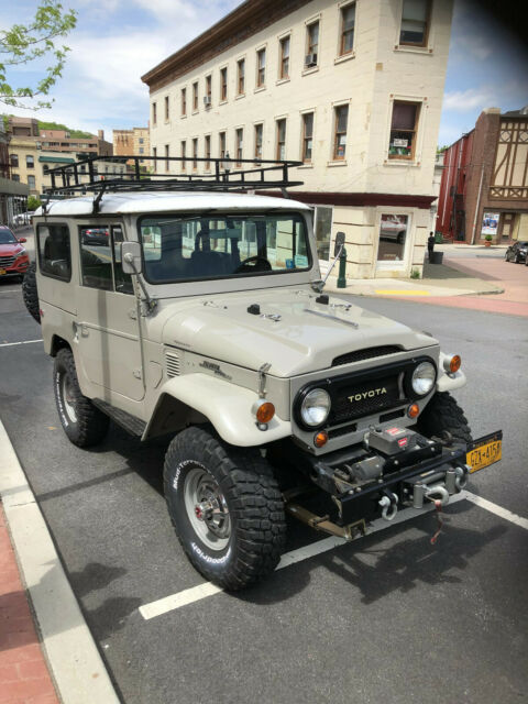Toyota Land Cruiser 1969 image number 0