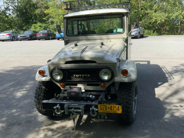 Toyota Land Cruiser 1969 image number 15