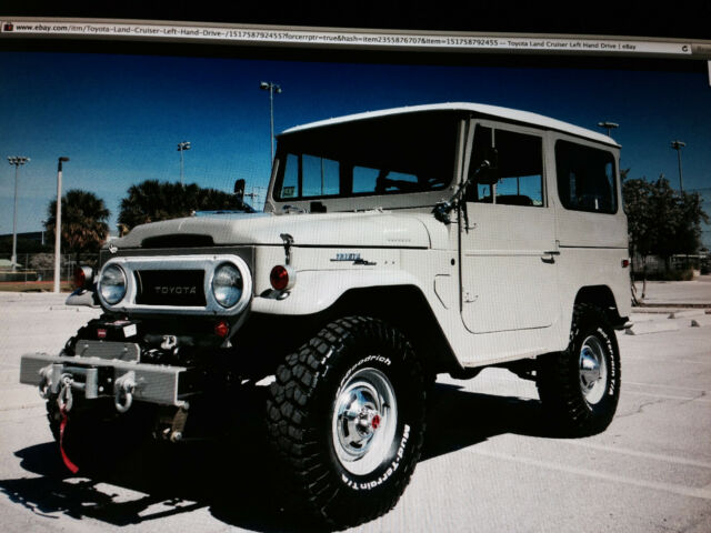Toyota Land Cruiser 1969 image number 17