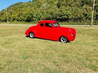Ford 5 window coupe 1938 image number 4