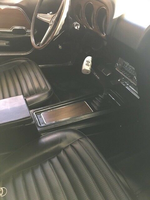 Ford Mustang 1970 image number 11