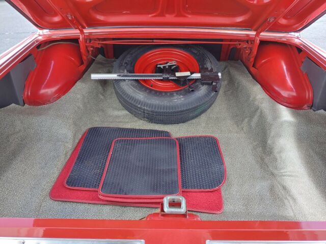 Ford Galaxie 500 1962 image number 40