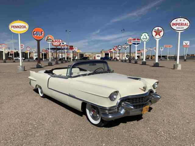 Cadillac Eldorado Convertible 1955 image number 25