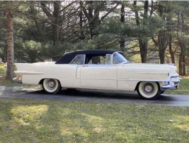 Cadillac Eldorado Convertible 1955 image number 29