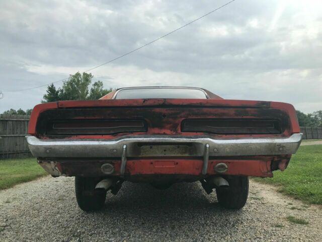 Dodge Charger 1970 image number 11