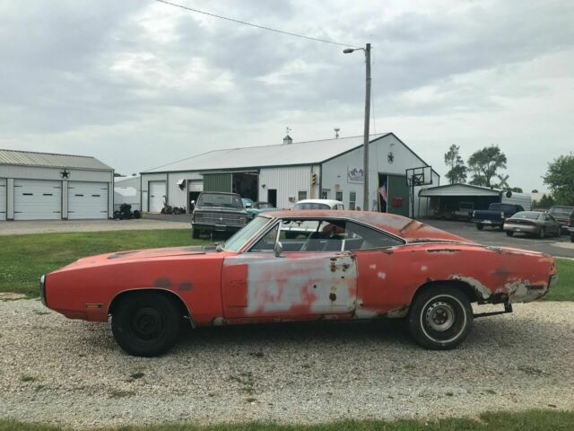 Dodge Charger 1970 image number 4
