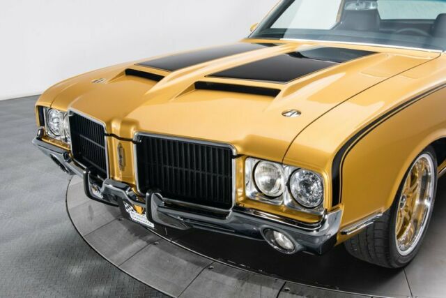 Oldsmobile Cutlass 1971 image number 13