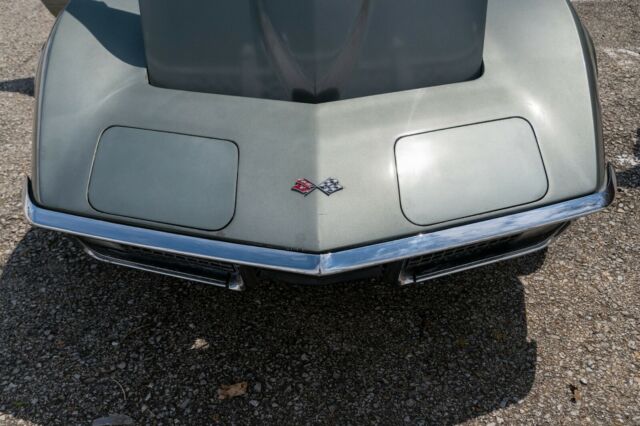 Chevrolet Corvette 1971 image number 22