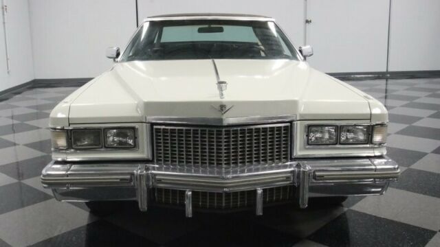 Cadillac DeVille 1975 image number 19