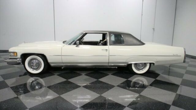Cadillac DeVille 1975 image number 26