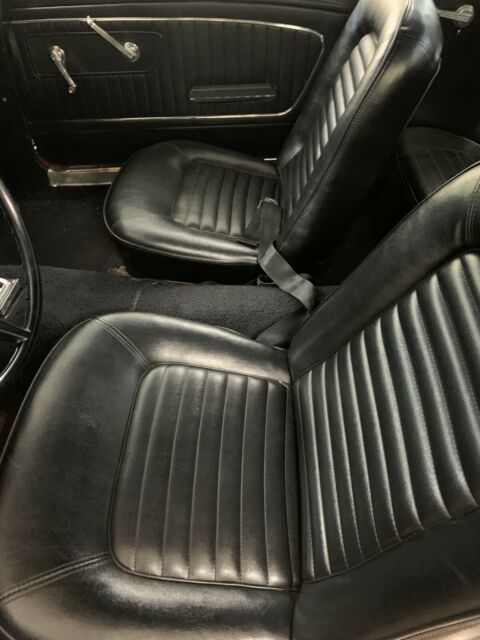 Ford Mustang 1965 image number 9