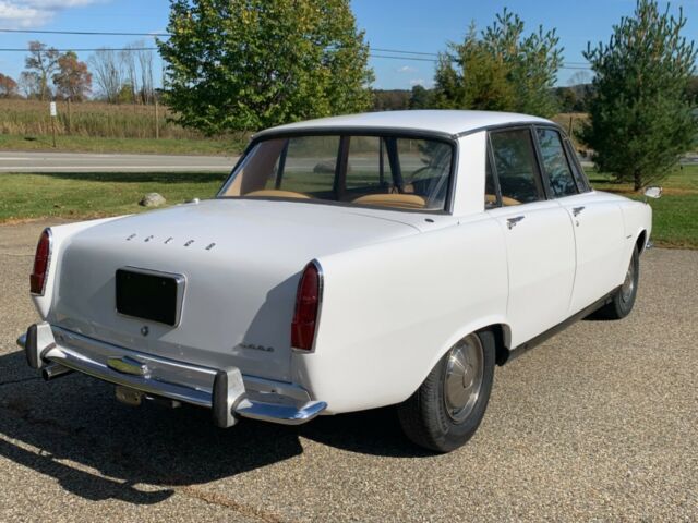 Rover P6 2000 1965 image number 36