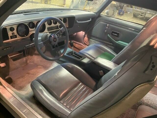Pontiac Firebird 1979 image number 5