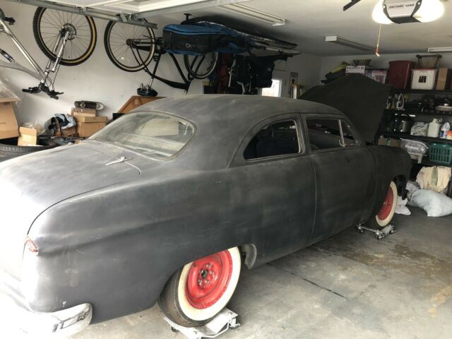 Ford Custom 1949 image number 21