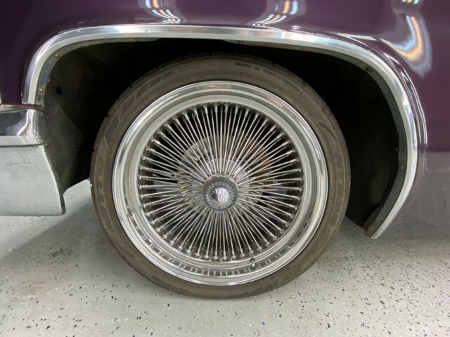 Cadillac DeVille Convertible 1970 image number 15