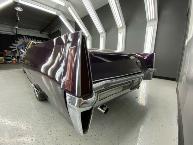 Cadillac DeVille Convertible 1970 image number 24