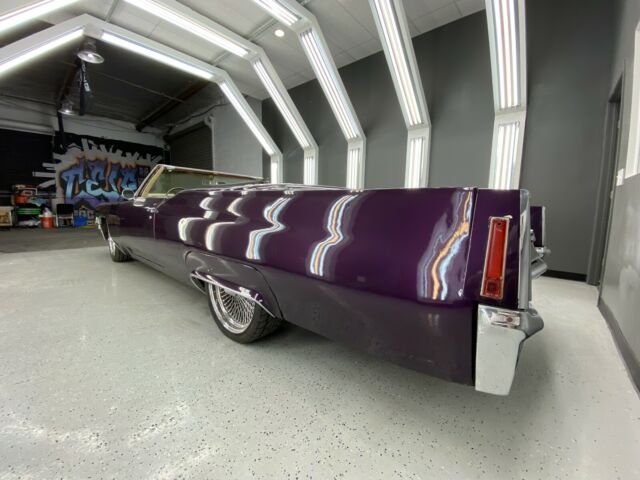 Cadillac DeVille Convertible 1970 image number 7