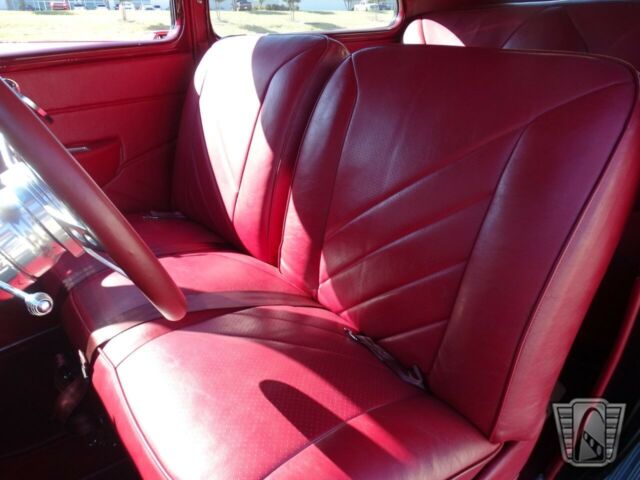 Ford Deluxe 1940 image number 36
