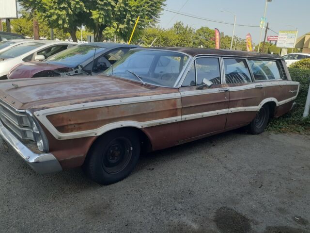 Ford Galaxie 1966 image number 2