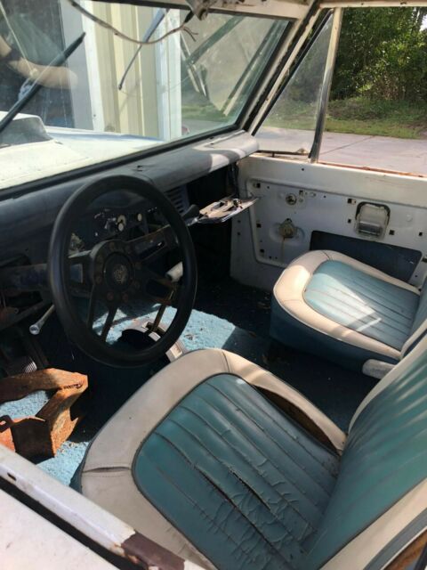 Ford Bronco 1970 image number 16