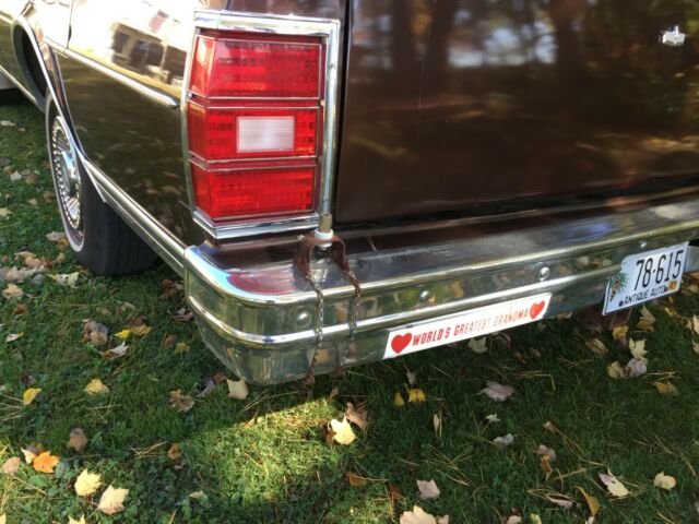 Chevrolet Caprice 1977 image number 4