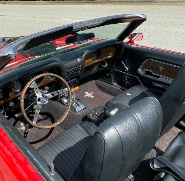 Ford Mustang 1970 image number 2