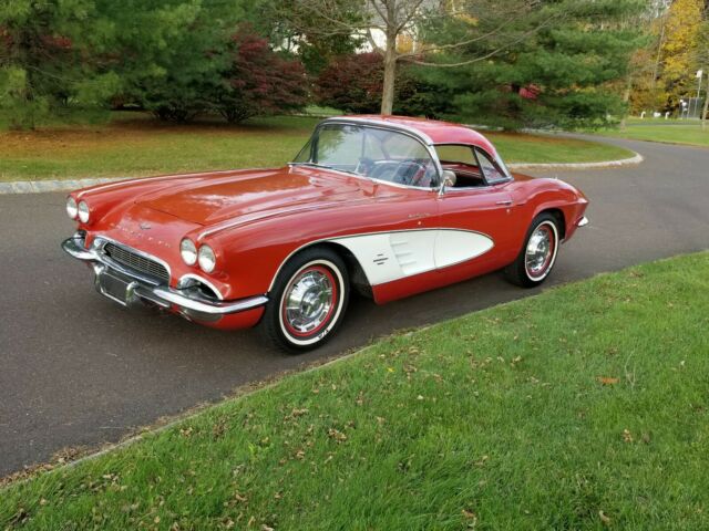 Chevrolet Corvette 1961 image number 46