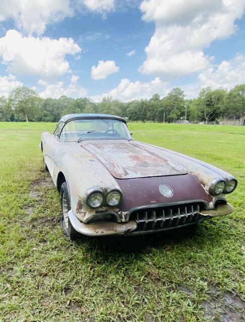 Chevrolet Corvette 1960 image number 21