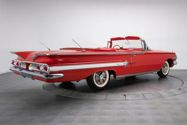 Chevrolet Impala 1960 image number 1