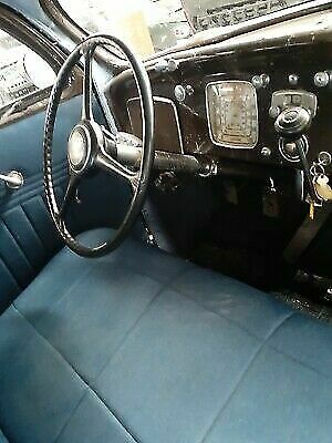 Chrysler Airflow 1937 image number 15