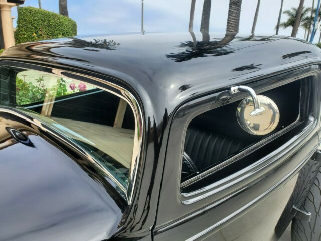 Ford Model A 1932 image number 25