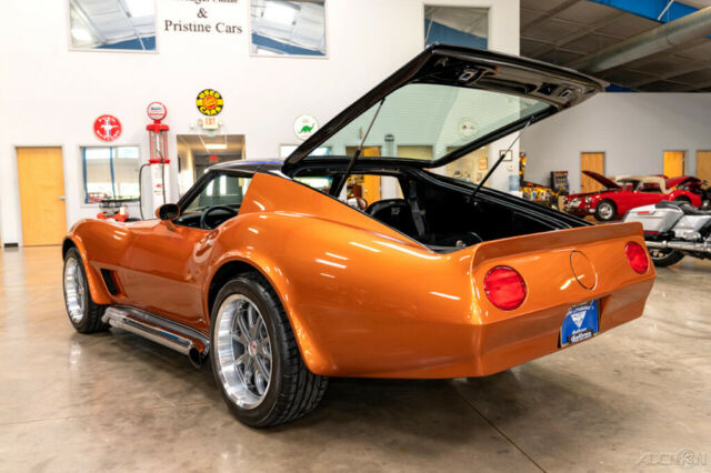 Chevrolet Corvette 1977 image number 29
