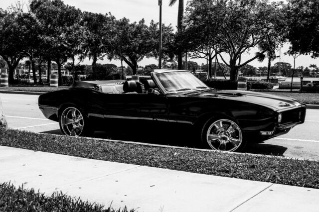 Pontiac Firebird 1968 image number 2